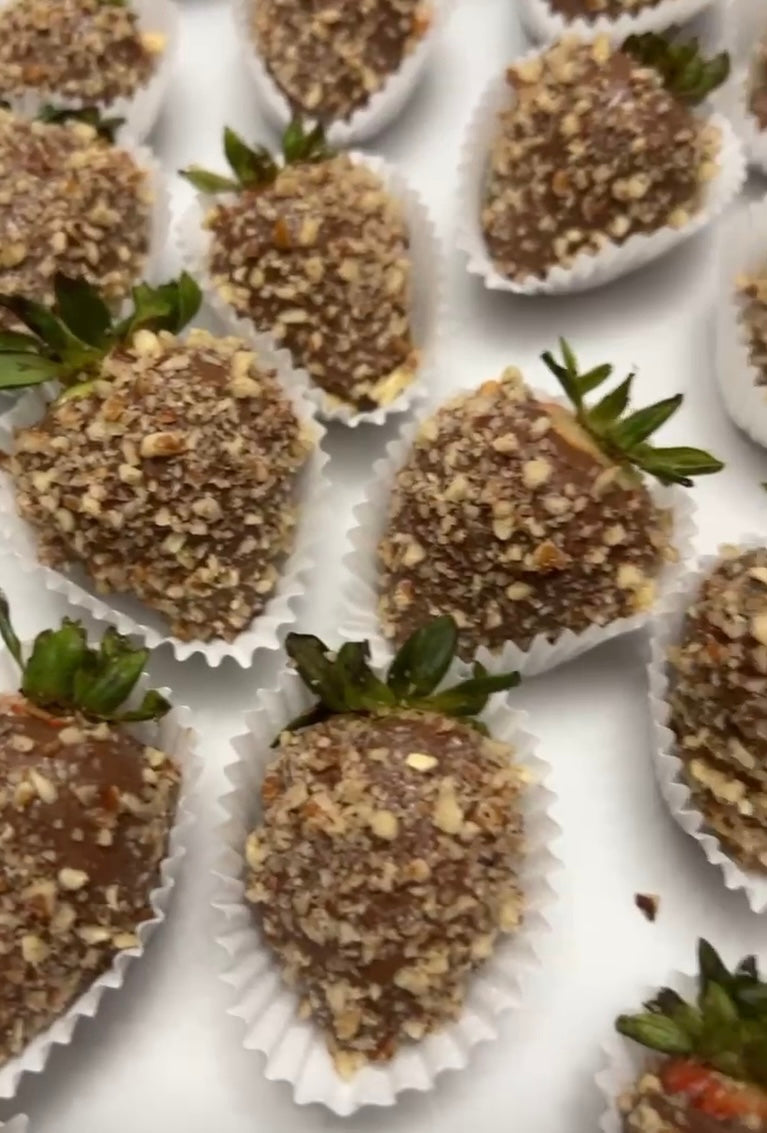 PECAN CRUSTED STRAWBERRY DELIGHTS