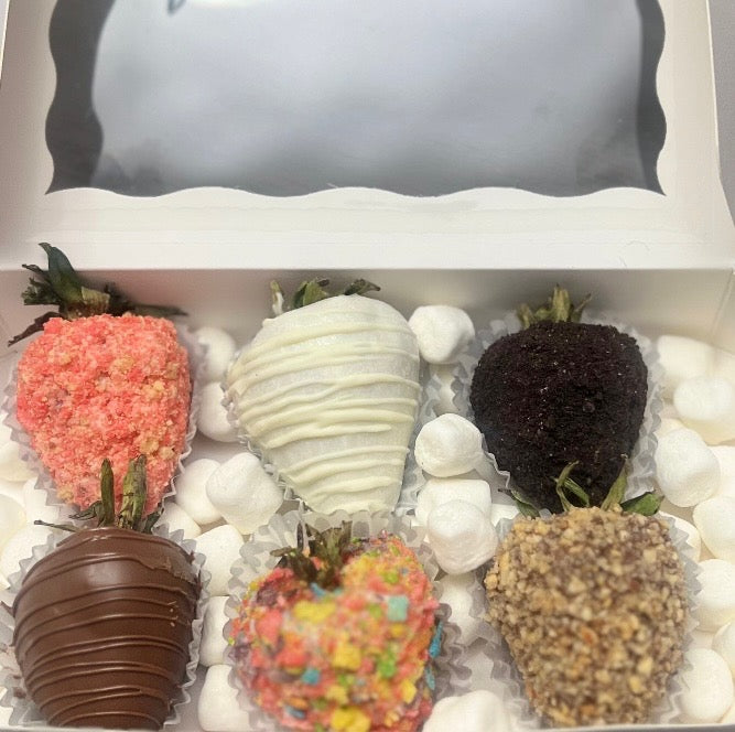 DELIGHTFUL STRAWBERRY ASSORTMENT