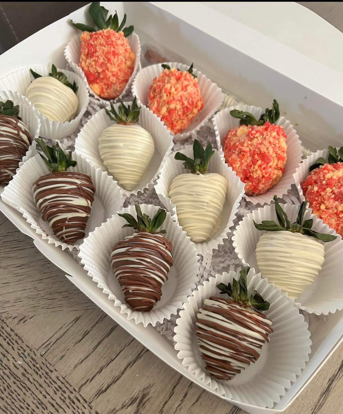 DELIGHTFUL STRAWBERRY ASSORTMENT