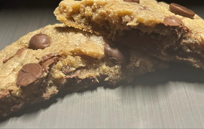 CHOCOLATE CHIP DREAM COOKIE